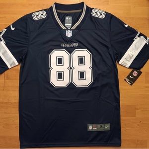 Ceedee Lamb Dallas Cowboys dark blue jersey